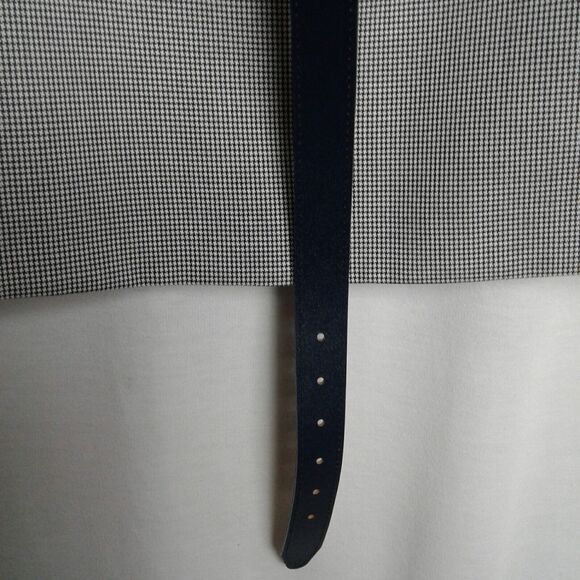 Alfred Dunner Size 14 Navy Blue And White Skirt with belt - Picture 6 of 6